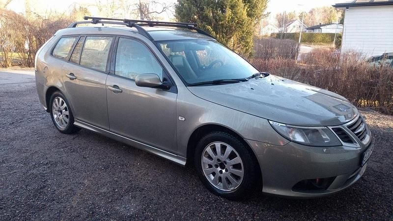 Grön Begagnad 2008 Saab 9-3 Vector Kombi | 39 000 kr (Lite dyr) - Bild 1/4