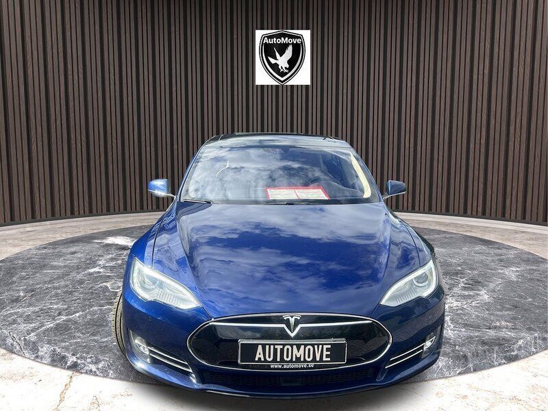 Begagnad Tesla Model S 386 kW (525 HK) 2016 Blå Halvkombi