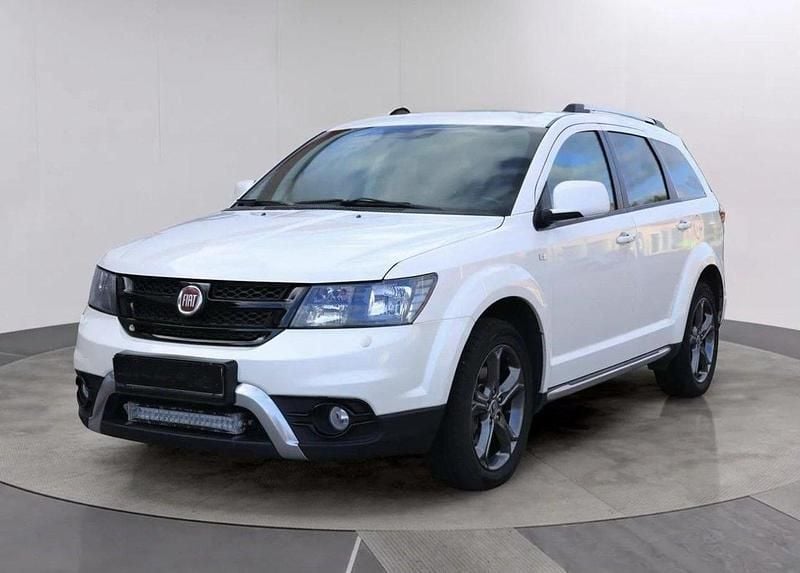 Vit Begagnad 2015 Fiat Freemont SUV | 120 000 kr (Marknadspris) - Bild 1/4