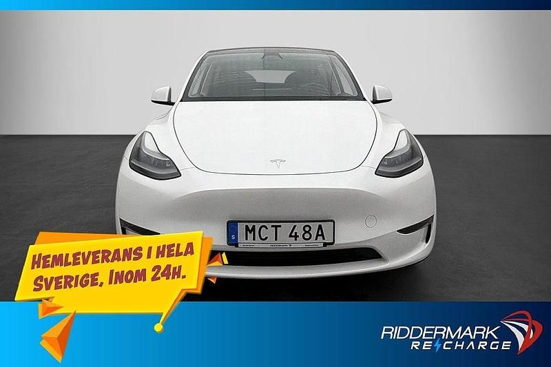 Begagnad Tesla Model Y Long Range AWD 378 kW (514 HK) 2023 Vit SUV