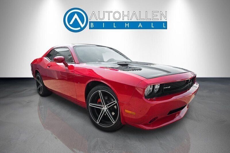 Röd Begagnad 2013 Dodge Challenger Sportkupé | 184 897 kr - Bild 1/4