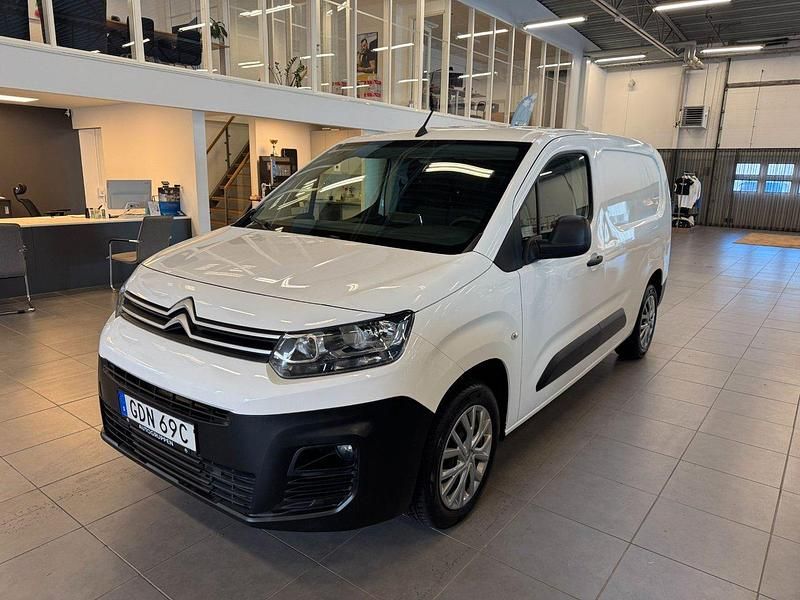 Begagnad Citroën Berlingo Propack Edition 102 HK (75 kW) 2020 Vit Minibuss