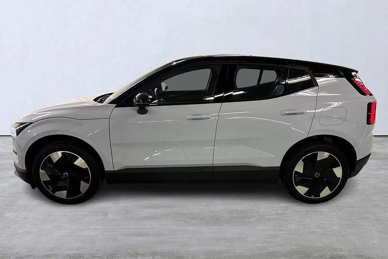 Begagnad Volvo EX30 Plus 202 kW (275 HK) 2025 Blå SUV