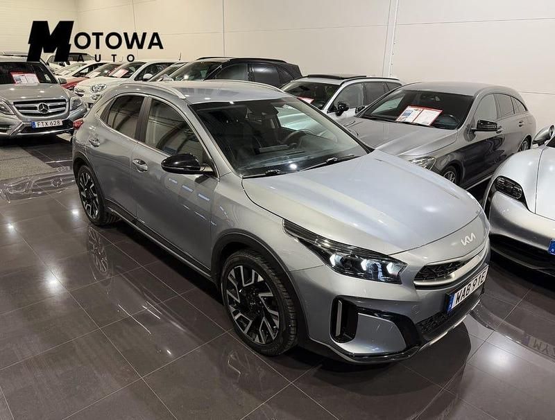 Begagnad Kia XCeed Advance 141 HK (103 kW) 2022 Grå SUV