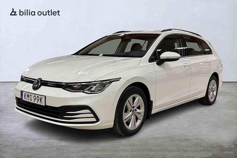 Vit Begagnad 2022 VW Golf VIII Kombi | 224 900 kr (Bra pris) - Bild 1/1
