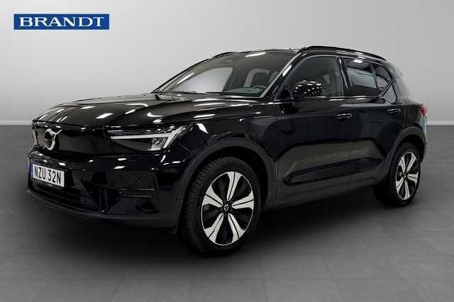 Begagnad 2023 Volvo XC40 SUV | 329 900 kr (Marknadspris) - Bild 1/4
