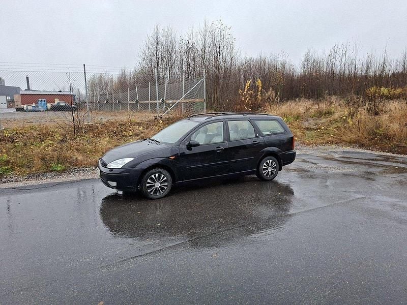 Begagnad 2004 Ford Focus Kombi | 16 500 kr (Marknadspris) - Bild 1/4