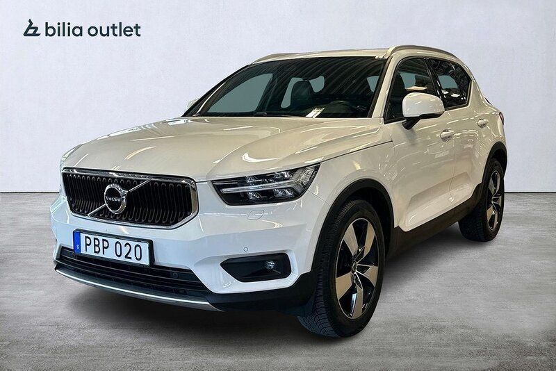 Vit Begagnad 2018 Volvo XC40 Momentum SUV | 279 900 kr (Marknadspris) - Bild 1/3