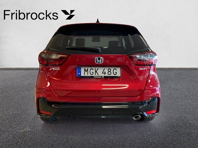 Begagnad Honda Jazz Sport 123 HK (90 kW) 2024 Röd Halvkombi
