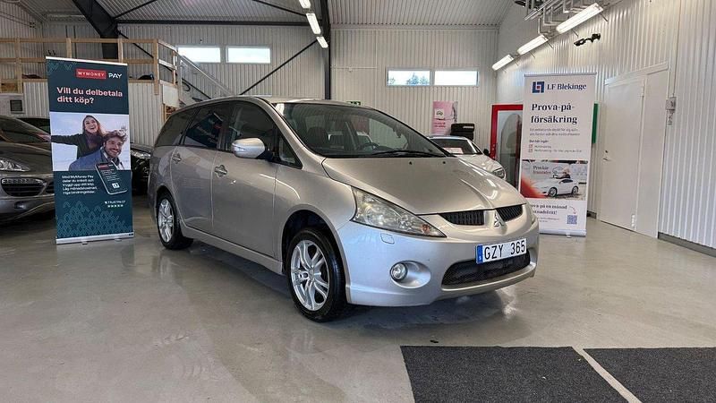 Silver Begagnad 2008 Mitsubishi Grandis Minibuss | 29 900 kr (Marknadspris) - Bild 1/4