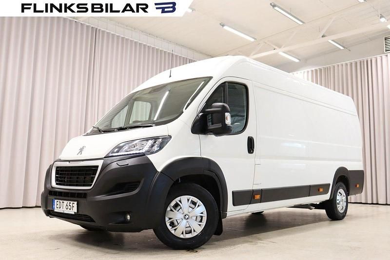 Vit Begagnad 2020 Peugeot Boxer Van | 299 800 kr - Bild 1/4