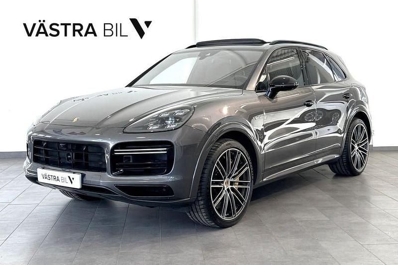 Quarzite grey metallic Begagnad 2020 Porsche Cayenne Turbo S SUV | 1 395 000 kr - Bild 1/4