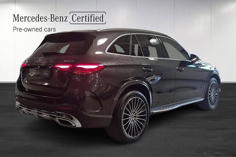 Begagnad Mercedes GLC300e Advanced 313 HK (230 kW) 2025 Grå (grey) SUV