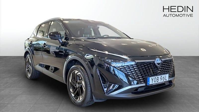 Begagnad Nissan Qashqai N-Connecta 158 HK (116 kW) 2024 Svart SUV