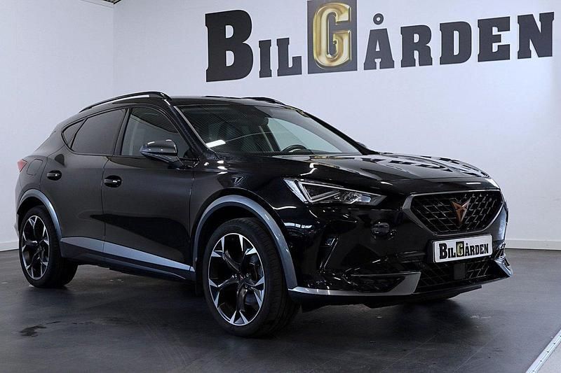Svart Begagnad 2022 Cupra Formentor SUV | 278 900 kr (Marknadspris) - Bild 1/4