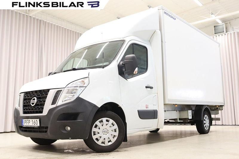 Vit Begagnad 2017 Nissan NV400 Van | 179 900 kr (Lite dyr) - Bild 1/4