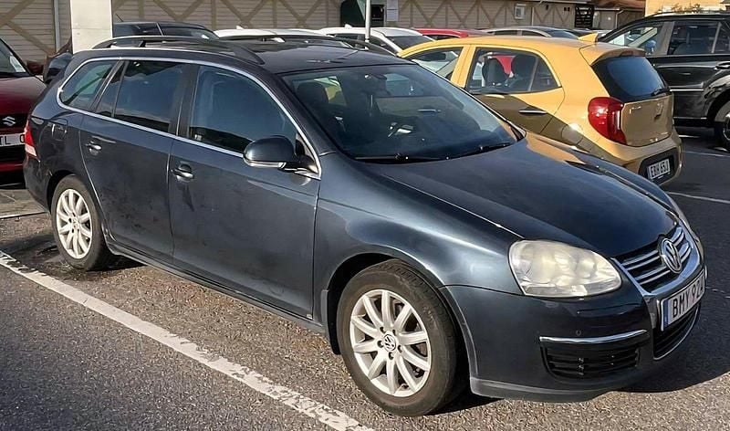 Blå Begagnad 2009 VW Golf Kombi | 20 000 kr (Bra pris) - Bild 1/4