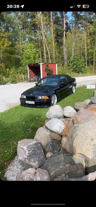 Begagnad BMW 320 150 HK (110 kW) 1995 Sportkupé