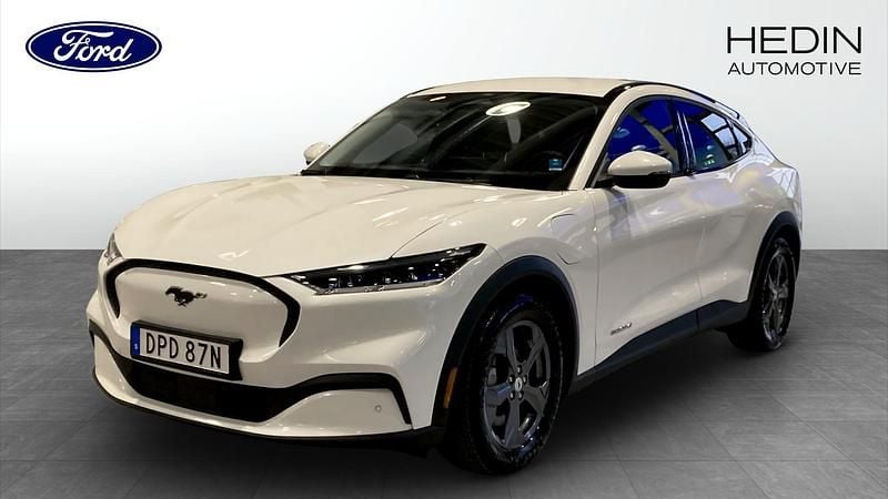 Begagnad 2022 Ford Mustang Standard Range Halvkombi | 364 900 kr - Bild 1/4