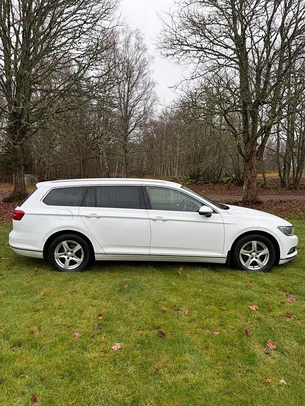 Begagnad 2015 VW Passat Kombi | 119 000 kr (Bra pris) - Bild 1/4