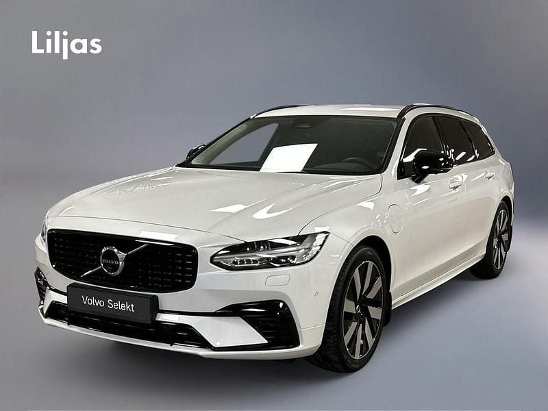 Vit Begagnad 2024 Volvo V90 Plus Kombi | 499 000 kr (Marknadspris) - Bild 1/3