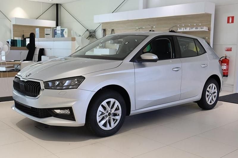 Ny Skoda Fabia Selection 85 HK (62 kW) 2026 Silver Halvkombi