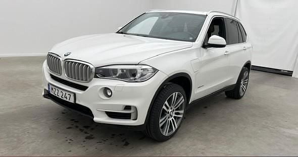 Vit Begagnad 2016 BMW X5 SUV | 245 000 kr (Bra pris) - Bild 1/4