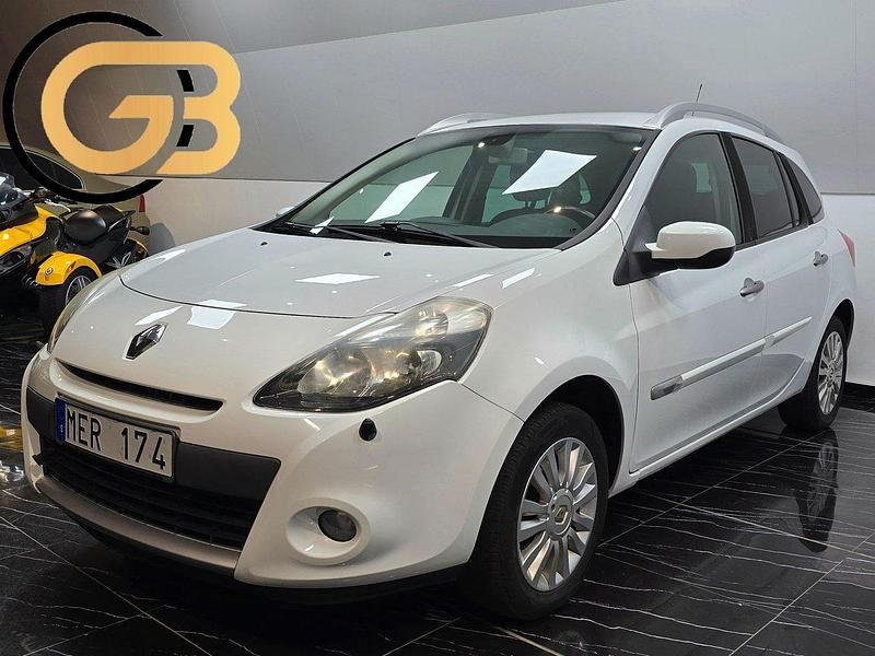Vit Begagnad 2011 Renault Clio GrandTour Kombi | 44 900 kr (Marknadspris) - Bild 1/4