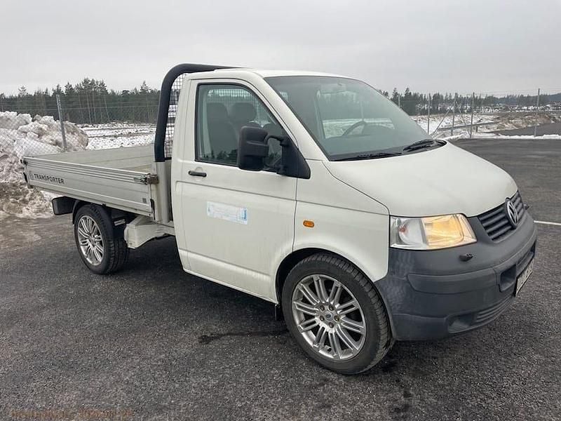 Begagnad VW T5 131 HK (96 kW) 2004 Vit Van