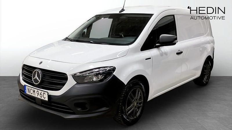 Begagnad Mercedes eCitan 89 kW (122 HK) 2023 Vit Van