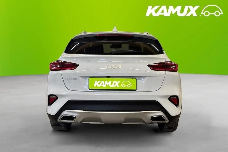 Begagnad Kia XCeed Advance 141 HK (103 kW) 2022 Vit SUV