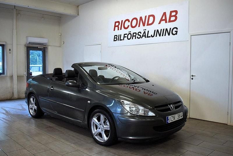 Grå Begagnad 2004 Peugeot 307 CC Cab | 34 900 kr (Lite dyr) - Bild 1/4