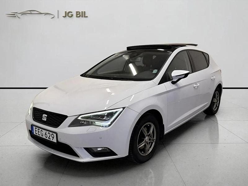 Vit Begagnad 2014 Seat Leon FR Sport Halvkombi | 109 900 kr - Bild 1/4