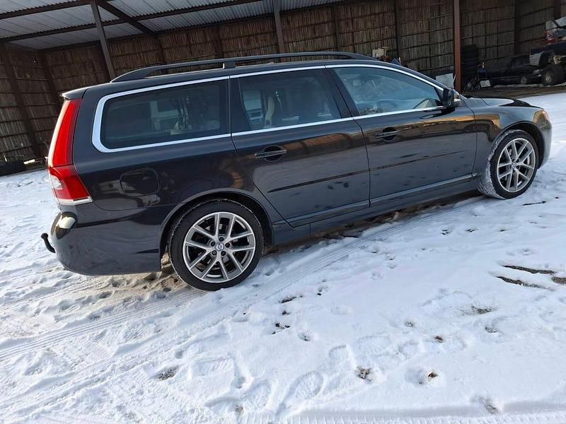 Begagnad Volvo V70 163 HK (119 kW) 2014 Kombi