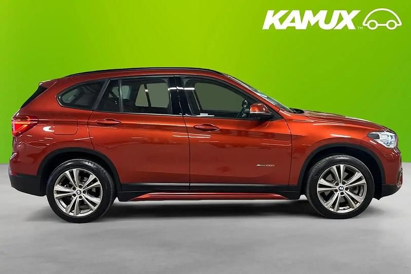 Begagnad BMW X1 192 HK (141 kW) 2018 Orange SUV