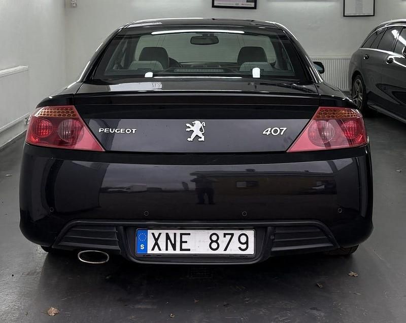 Begagnad Peugeot 407 163 HK (119 kW) 2006 Svart Sportkupé