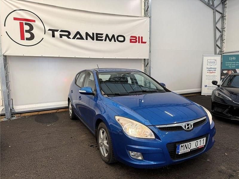 Begagnad Hyundai i30 90 HK (66 kW) 2009 Blå Sedan