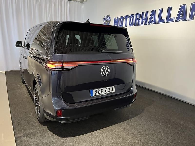 Begagnad VW ID. Buzz GTX 253 kW (344 HK) 2025 Blå Minibuss