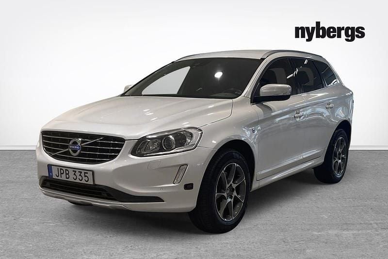 Vit Begagnad 2015 Volvo XC60 Business Edition SUV | 189 000 kr (Bra pris) - Bild 1/4
