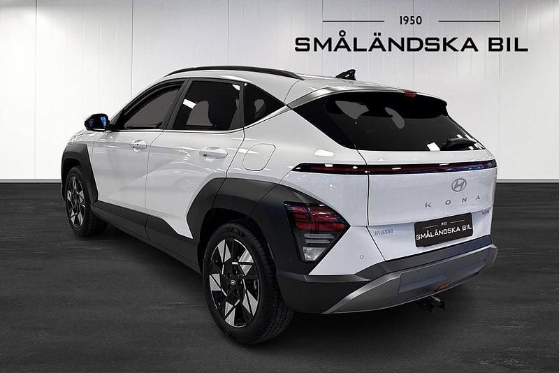 Begagnad Hyundai Kona Advanced 129 HK (94 kW) 2024 Vit SUV