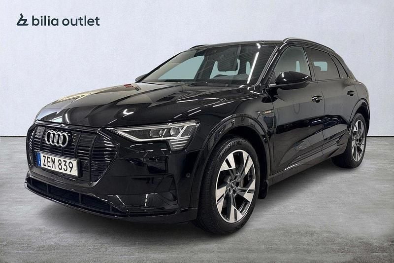 Svart Begagnad 2022 Audi e-tron SUV | 389 900 kr (Bra pris) - Bild 1/3