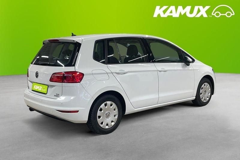 Begagnad VW Golf VII 110 HK (80 kW) 2017 Vit Halvkombi