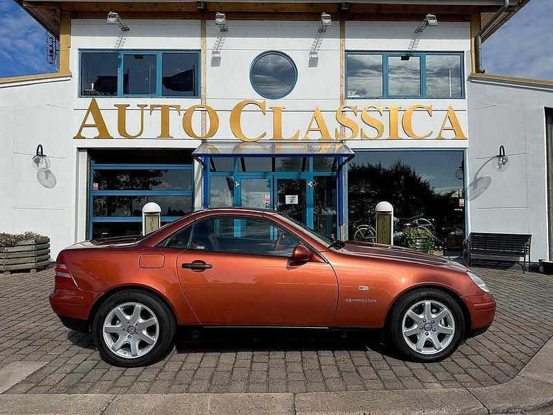 Orange metallic Begagnad 1998 Mercedes SLK230 Cab | 125 000 kr - Bild 1/4