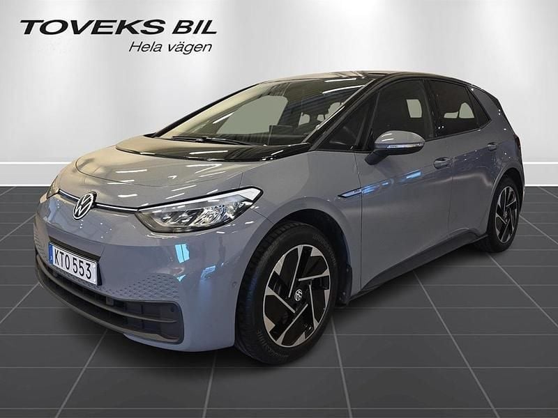 Begagnad VW ID.3 Pro Performance 150 kW (204 HK) 2023 Moonstone grey black Halvkombi