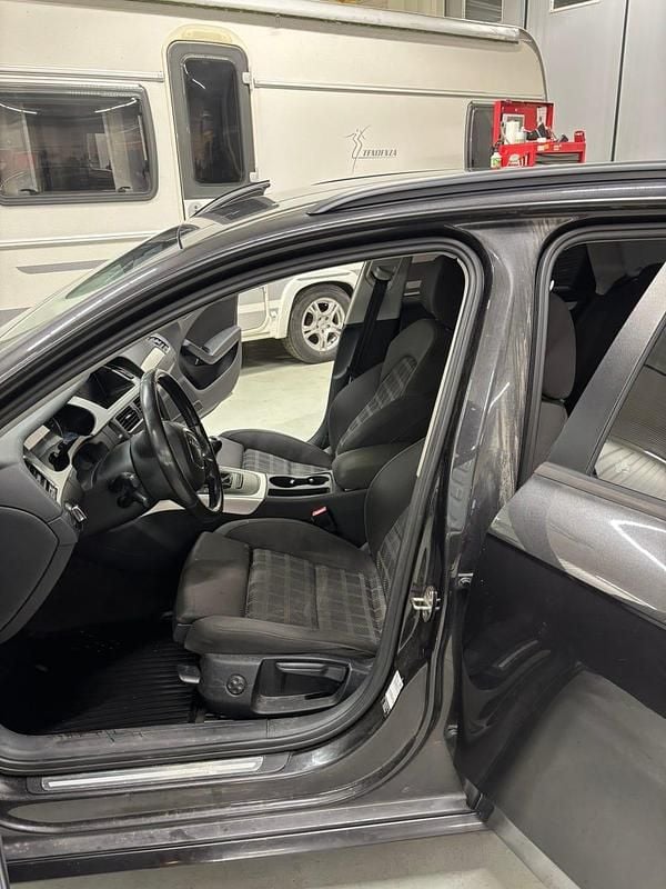 Begagnad Audi A4 160 HK (117 kW) 2009 Glittrig mörkgrå Kombi