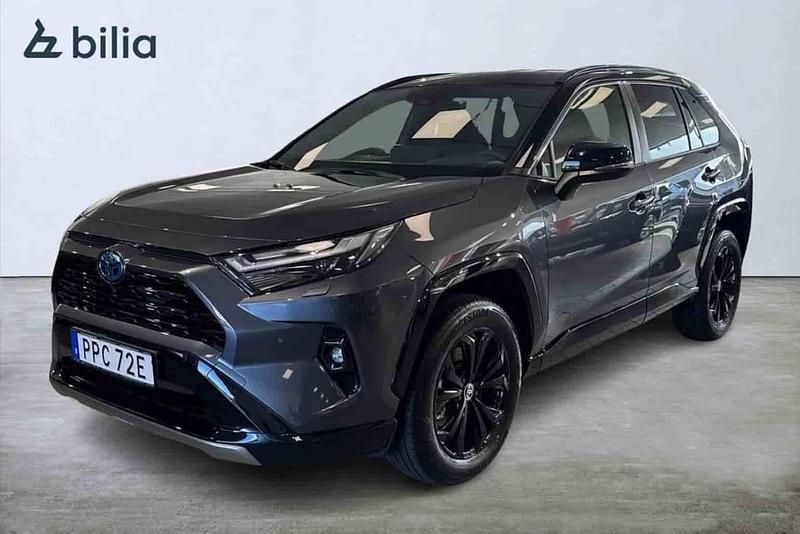 Grå Ny 2025 Toyota RAV4 Hybrid SUV | 503 900 kr - Bild 1/1