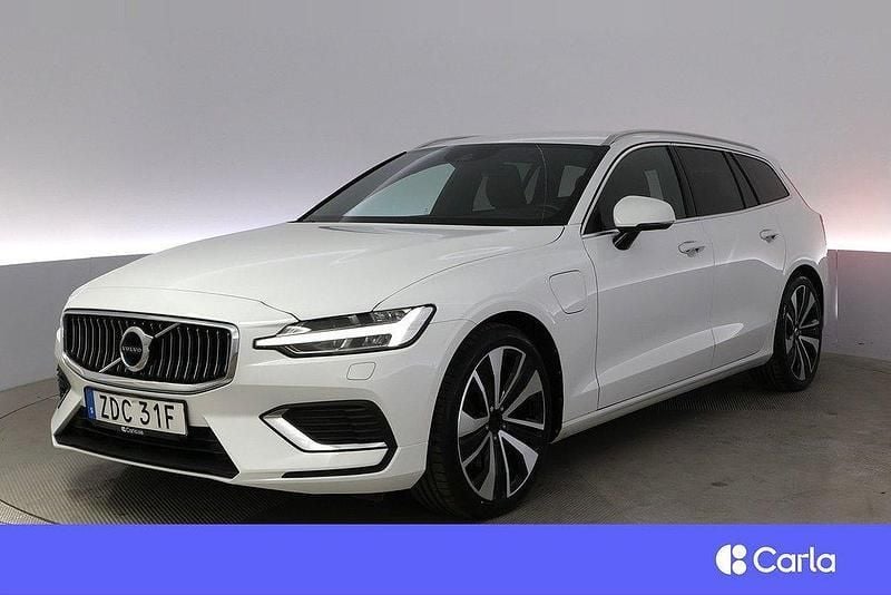 Vit Begagnad 2020 Volvo V60 Inscription Kombi | 344 900 kr (Marknadspris) - Bild 1/4