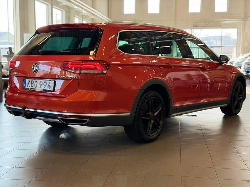 Begagnad VW Passat Alltrack 190 HK (139 kW) 2015 Orange Kombi