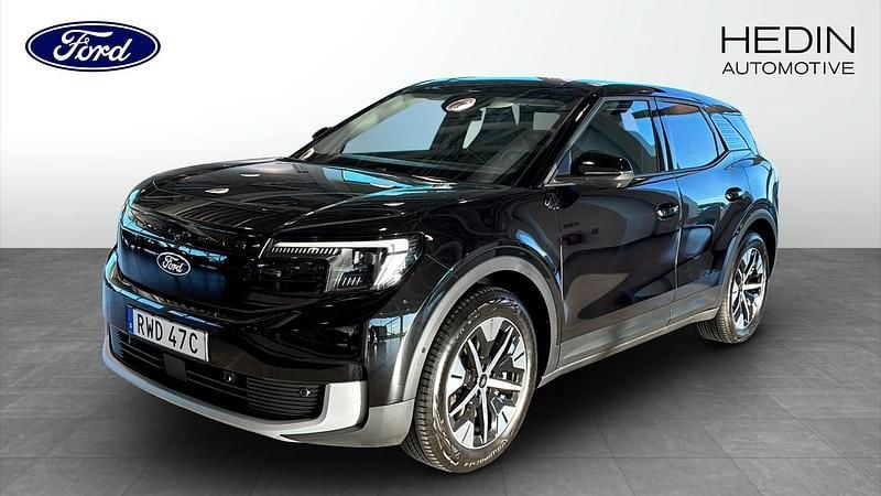 Svart (black) Ny 2025 Ford Explorer SUV | 514 900 kr (Marknadspris) - Bild 1/4