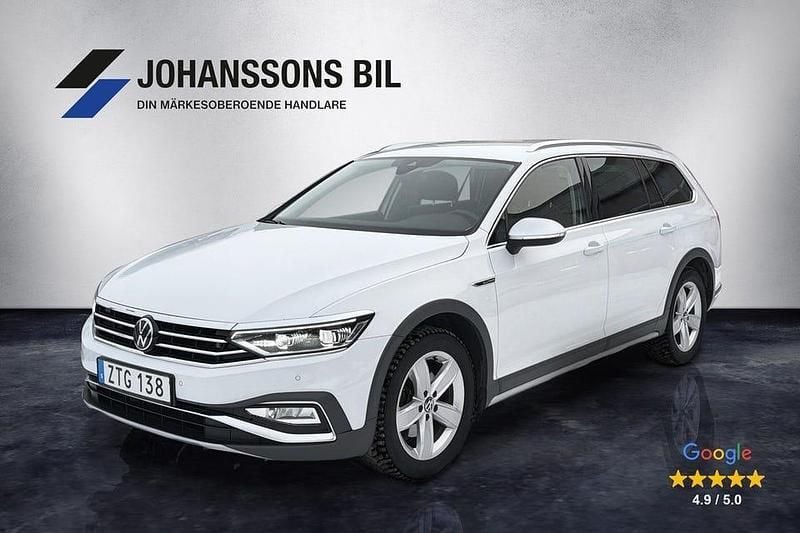 Vit Begagnad 2022 VW Passat Alltrack Kombi | 319 900 kr (Marknadspris) - Bild 1/4